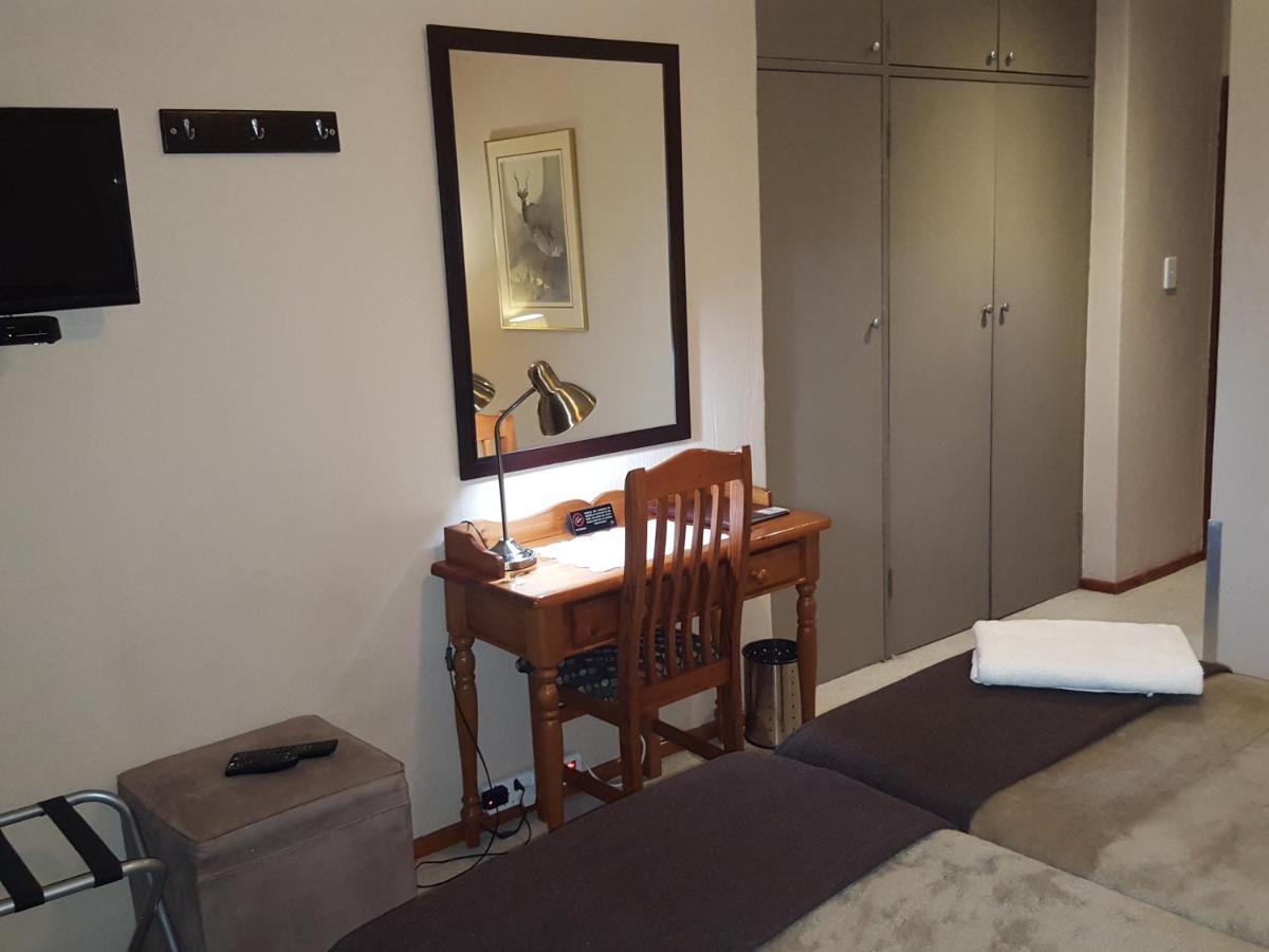 Bed and Breakfast Grace Place Bnb Pretoria-Noord Exterior foto